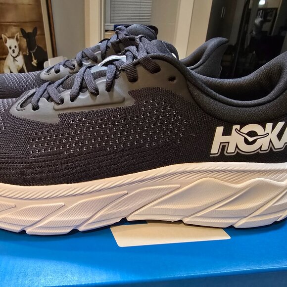 Hoka Arahi 7 9 D Wide Width Shoes Womens Black White Daily Road Race Running NEW - Picture 1 of 13
